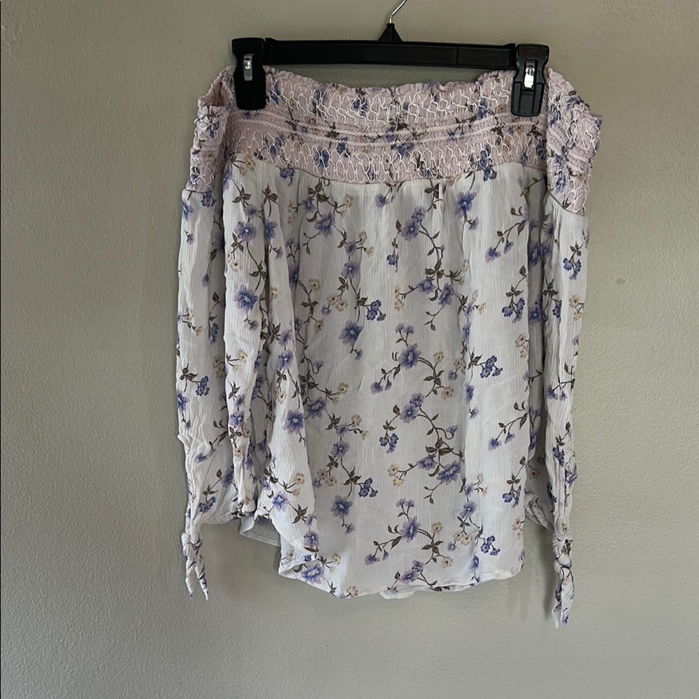 American Eagle Outfitters Floral Off-Shoulder Blouse